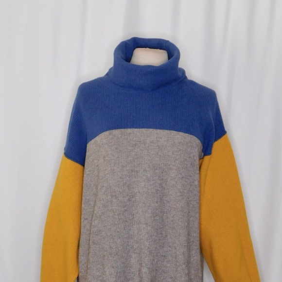 FREE PEOPLE Softly Structured Colorblock Sweater Turtleneck Pullover Knit Medium - Picture 4 of 16